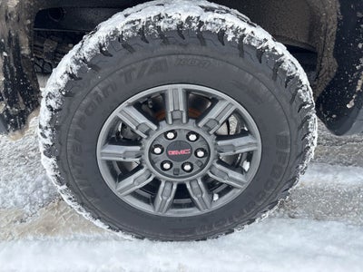 2024 GMC Sierra 1500 4WD Crew Cab Short Box AT4X