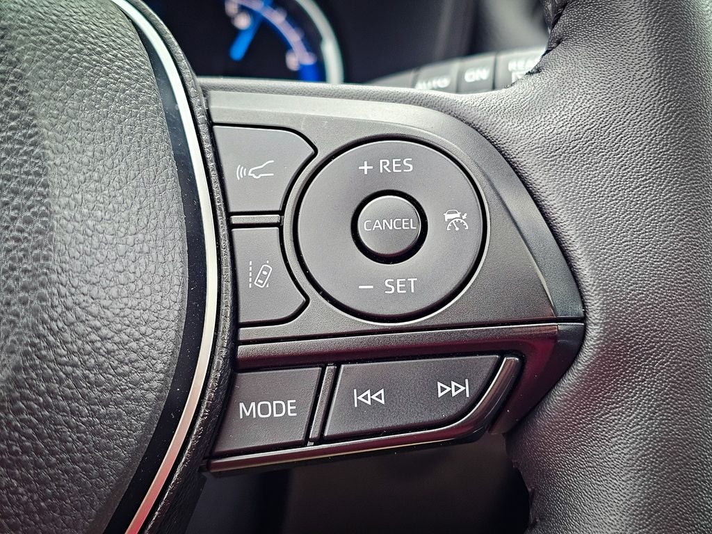 2025 Toyota RAV4 Hybrid XLE Premium