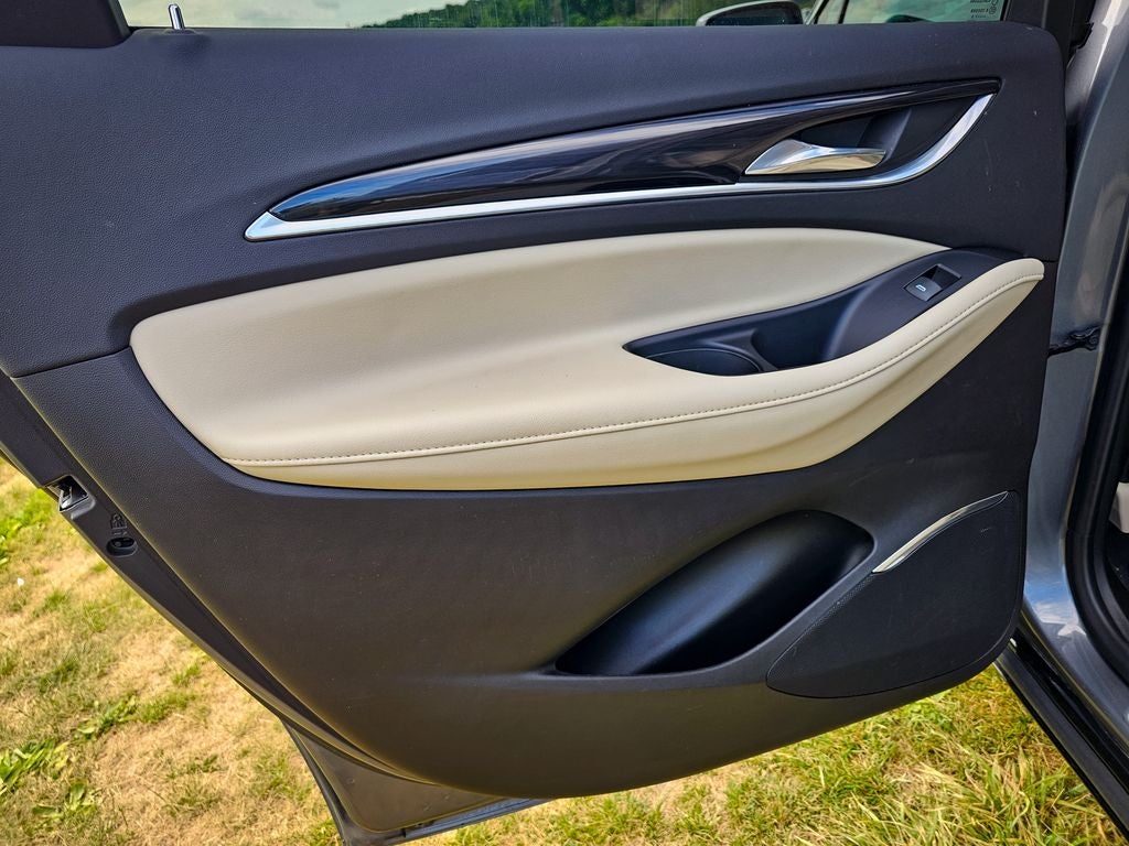 2019 Buick Enclave AWD Essence