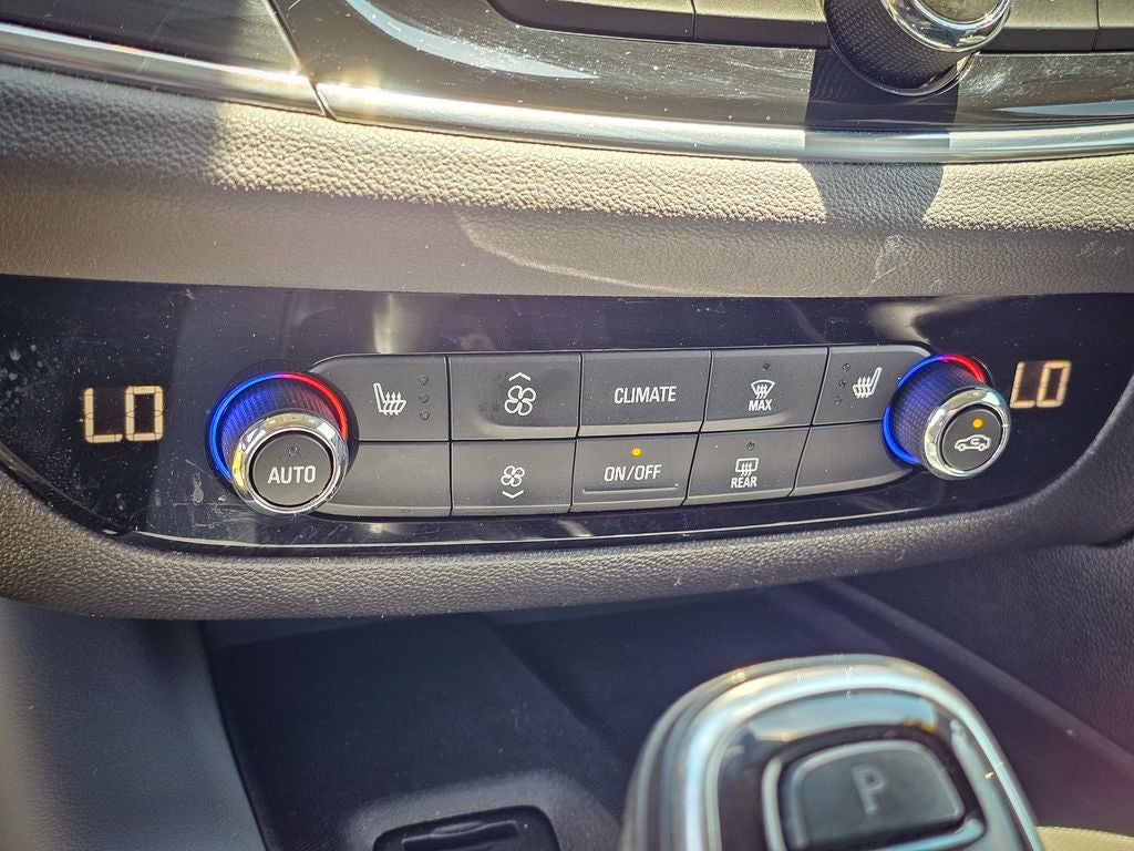 2021 Buick Enclave AWD Essence