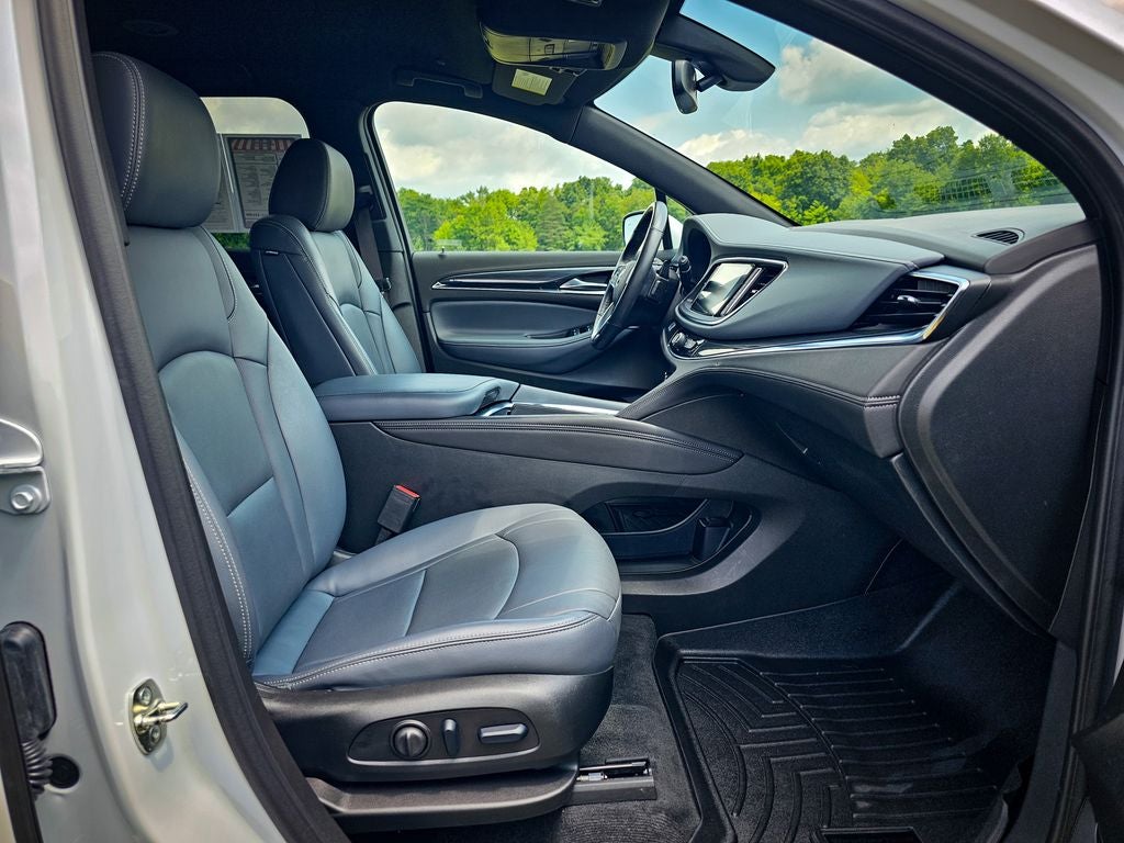 2024 Buick Enclave Essence AWD