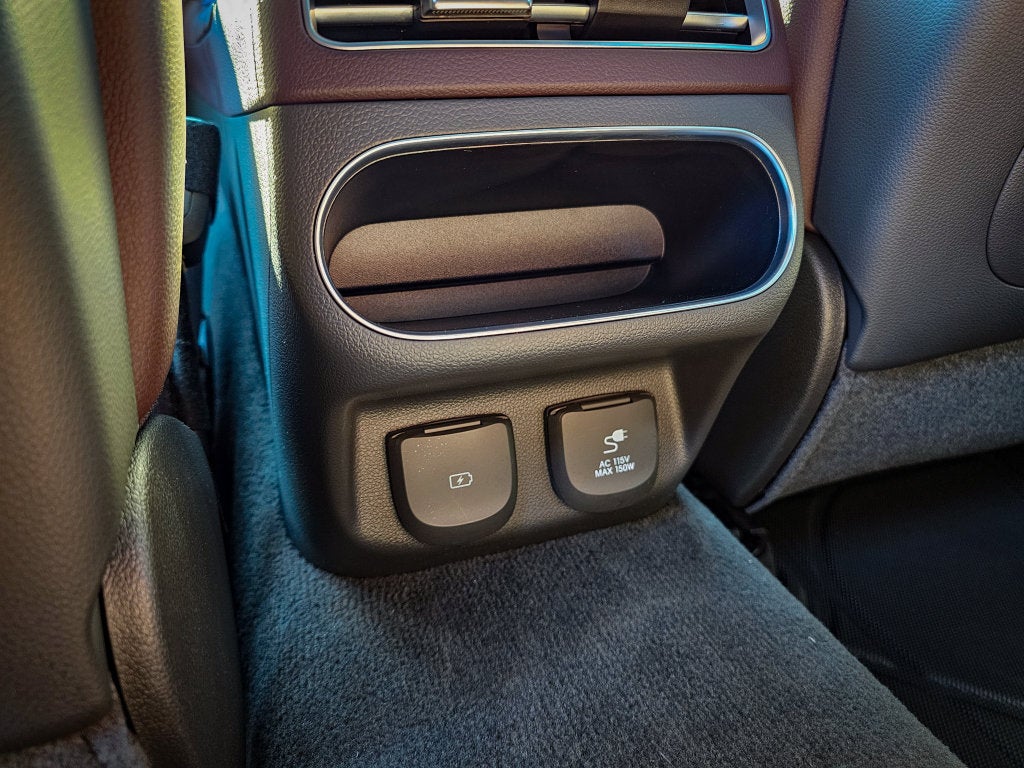 2024 Genesis GV70 2.5T AWD