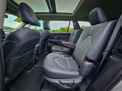 2025 Toyota Grand Highlander Platinum