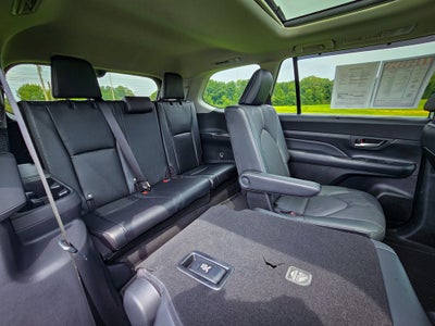 2025 Toyota Grand Highlander Platinum