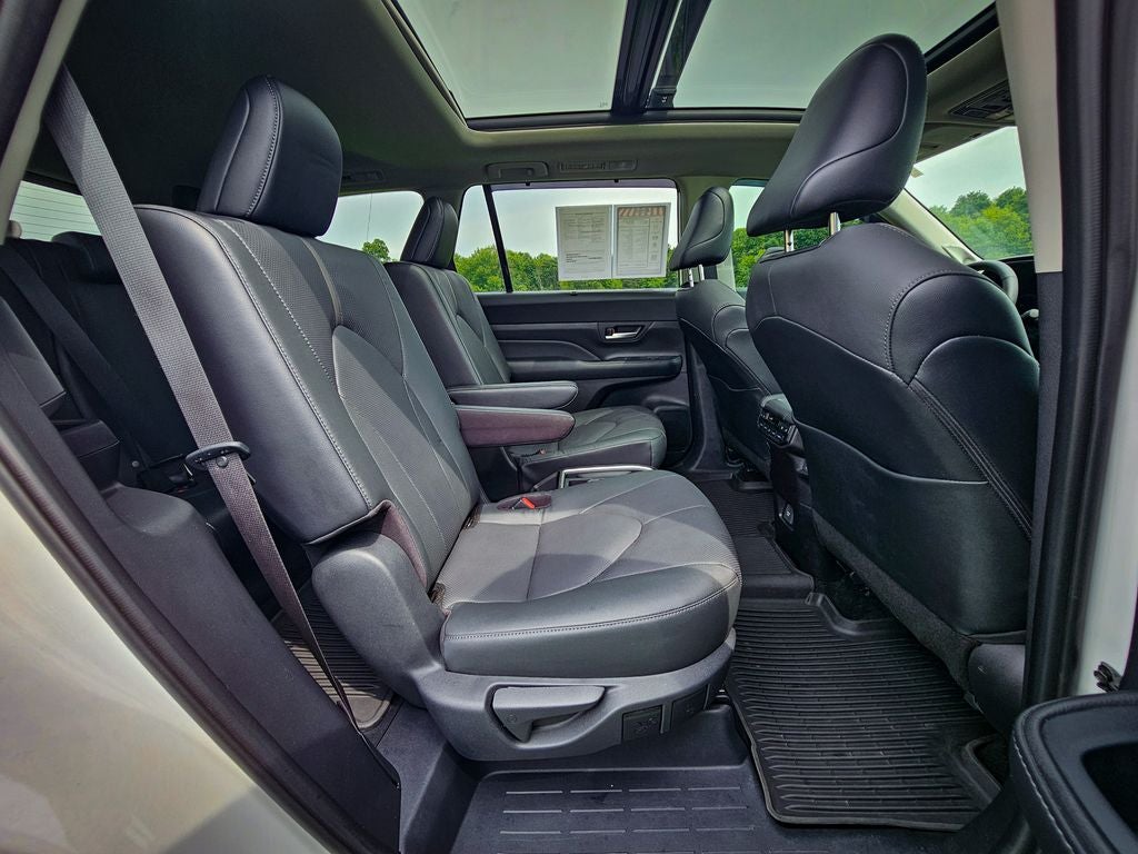 2025 Toyota Grand Highlander Platinum