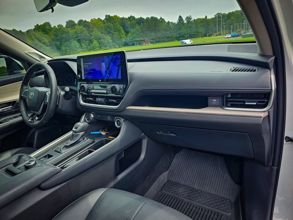 2025 Toyota Grand Highlander Platinum
