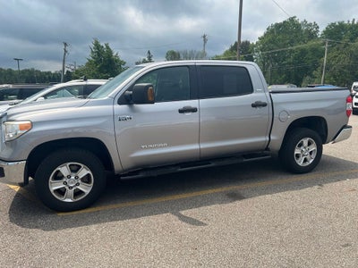 2016 Toyota Tundra SR5 5.7L V8