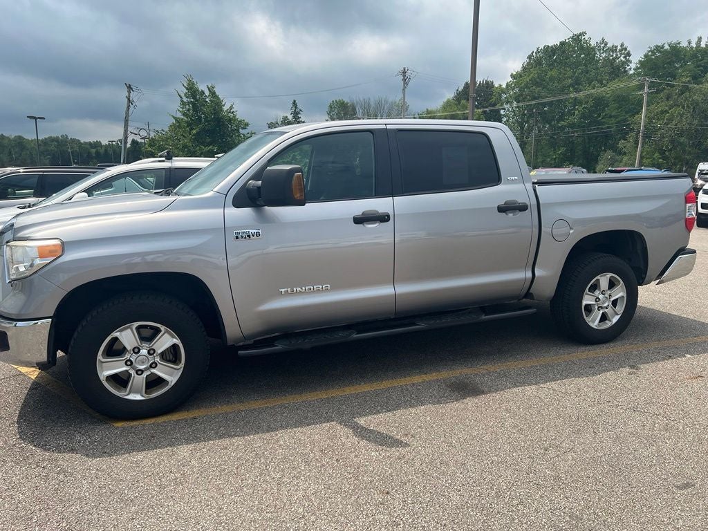 2016 Toyota Tundra SR5 5.7L V8