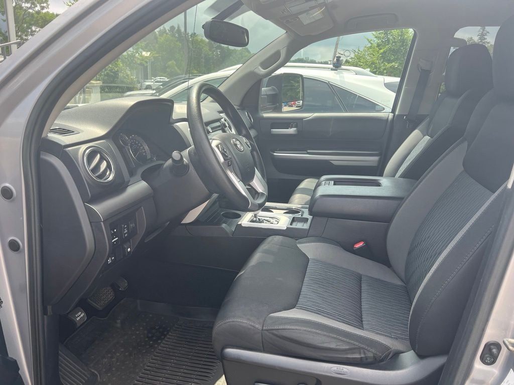 2016 Toyota Tundra SR5 5.7L V8
