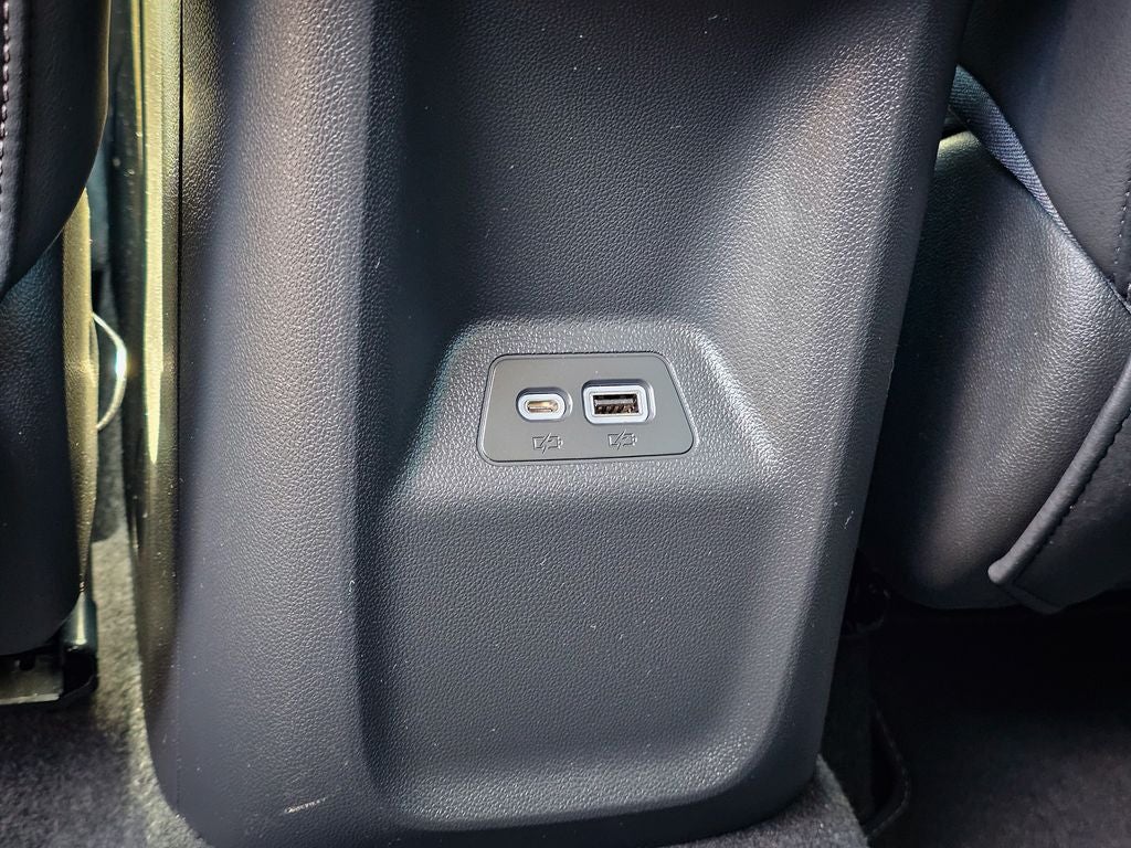 2023 Buick Envision Essence AWD