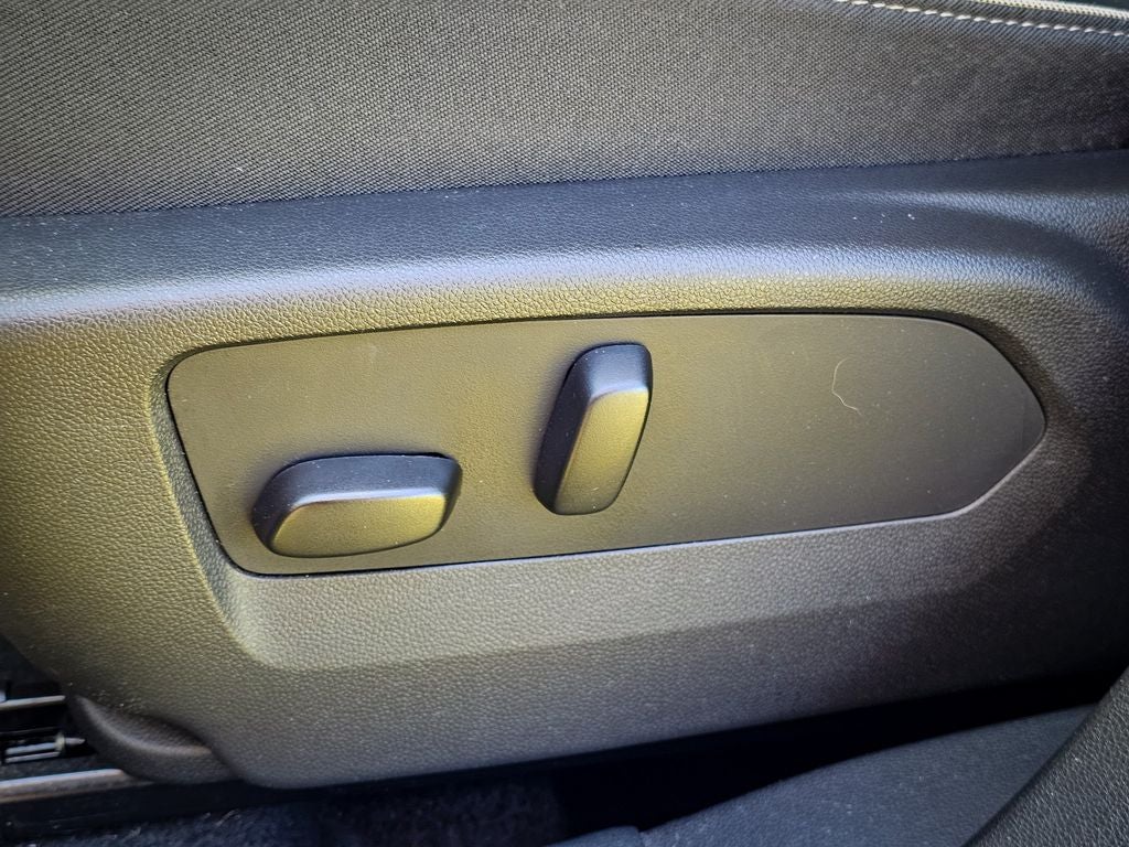 2023 Buick Envision Essence AWD