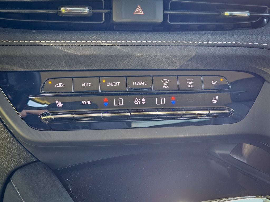 2023 Buick Envision Essence AWD