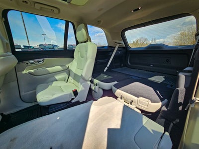 2020 Volvo XC90 T6 Momentum 6 Passenger
