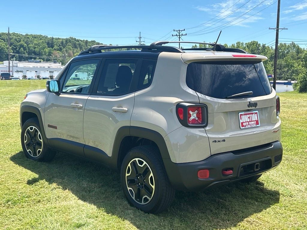 2016 Jeep Renegade Trailhawk