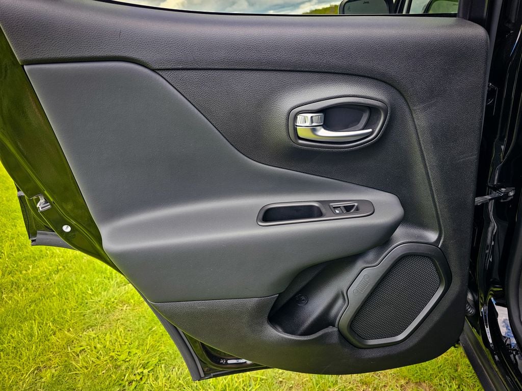 2022 Jeep Renegade Altitude 4x4