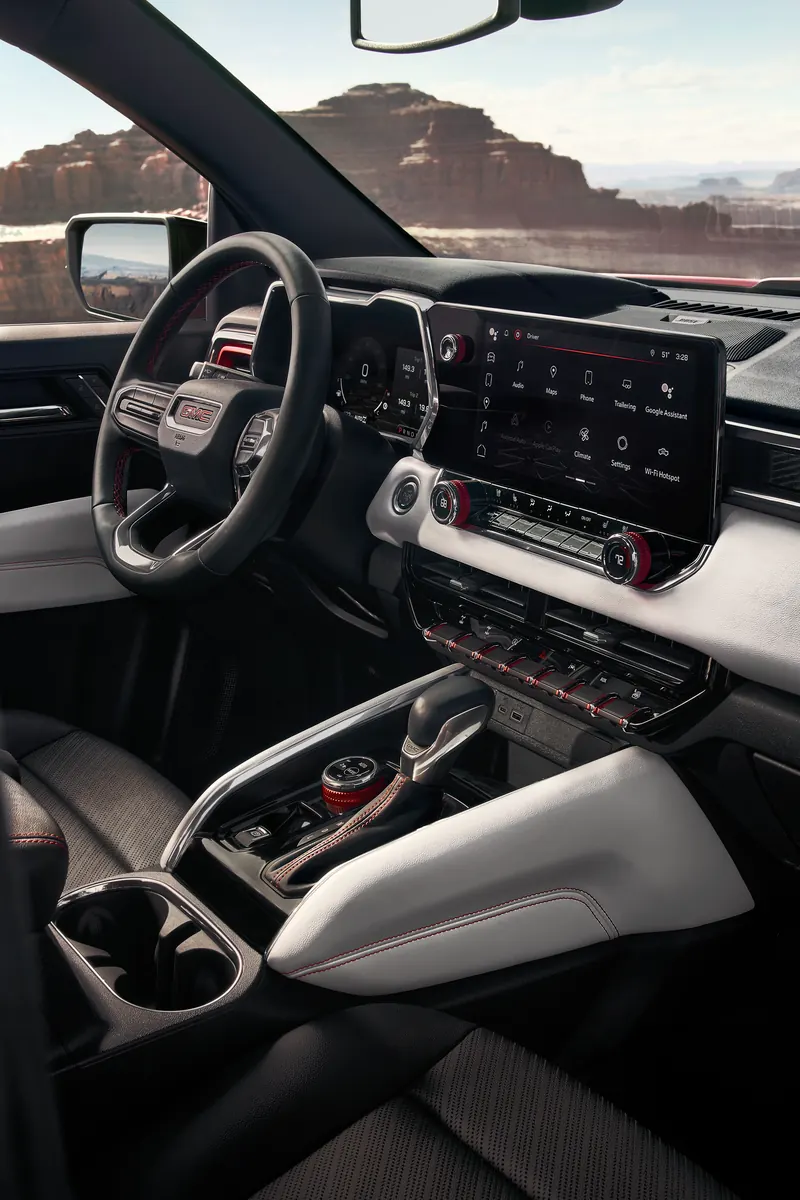 2026 GMC Canyon infotainment system at Junction Buick GMC in Chardon OH