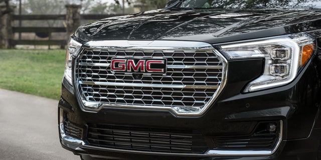 The Front Grille on the GMC Terrain Denali
